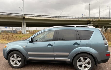 Mitsubishi Outlander III рестайлинг 3, 2007 год, 1 100 000 рублей, 7 фотография