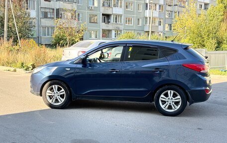 Hyundai ix35 I рестайлинг, 2010 год, 950 000 рублей, 10 фотография