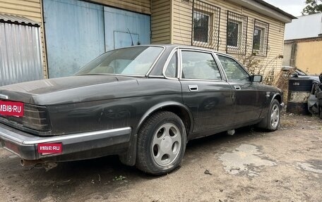 Jaguar XJ III (X350), 1989 год, 550 000 рублей, 5 фотография