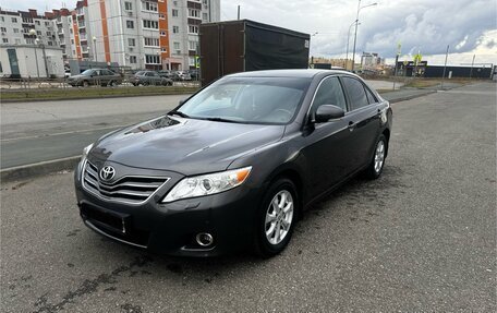 Toyota Camry, 2011 год, 1 750 000 рублей, 4 фотография