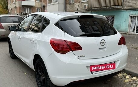 Opel Astra J, 2011 год, 825 000 рублей, 6 фотография