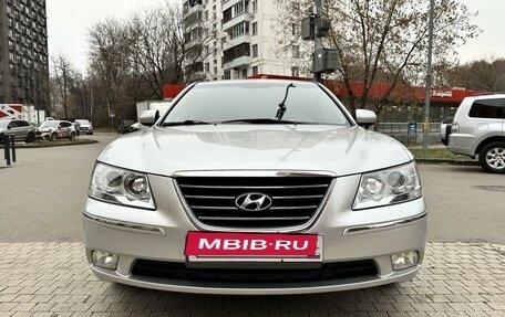 Hyundai Sonata VI, 2010 год, 869 000 рублей, 2 фотография