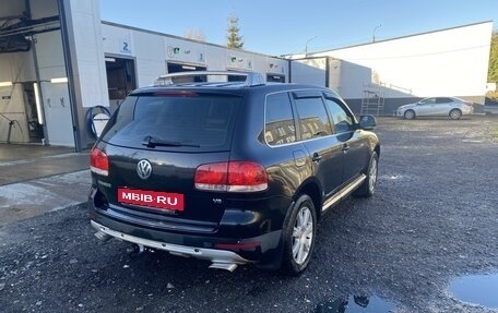 Volkswagen Touareg III, 2006 год, 900 000 рублей, 2 фотография