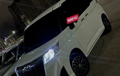 Toyota Roomy I, 2019 год, 1 350 000 рублей, 2 фотография