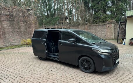 Toyota Alphard III, 2018 год, 5 350 000 рублей, 9 фотография