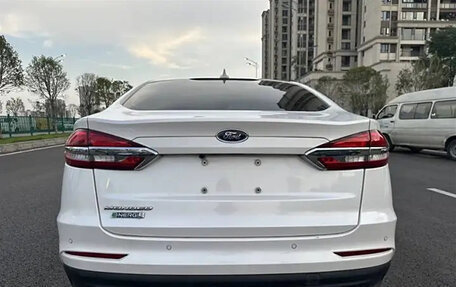 Ford Mondeo V, 2021 год, 2 300 001 рублей, 4 фотография