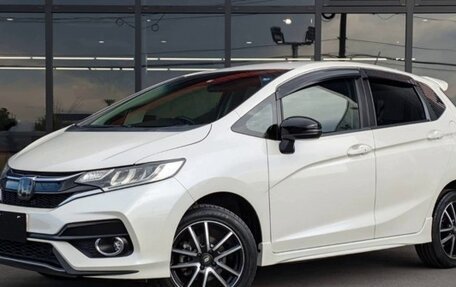 Honda Fit III, 2019 год, 1 200 000 рублей, 1 фотография