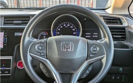 Honda Fit III, 2019 год, 1 200 000 рублей, 6 фотография