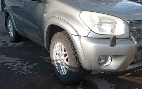 Toyota RAV4, 2005 год, 1 100 000 рублей, 2 фотография