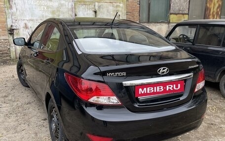 Hyundai Solaris II рестайлинг, 2012 год, 950 000 рублей, 2 фотография