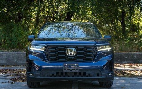 Honda Pilot, 2023 год, 7 120 000 рублей, 3 фотография