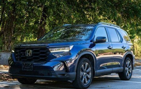 Honda Pilot, 2023 год, 7 120 000 рублей, 2 фотография