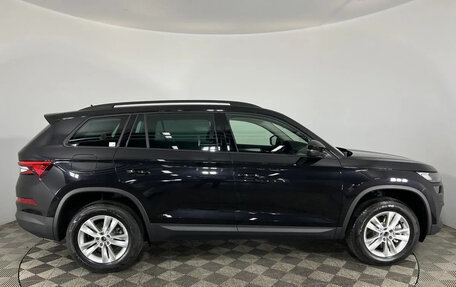 Skoda Kodiaq I, 2024 год, 4 760 000 рублей, 4 фотография