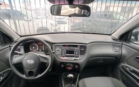 KIA Rio II, 2009 год, 732 000 рублей, 6 фотография