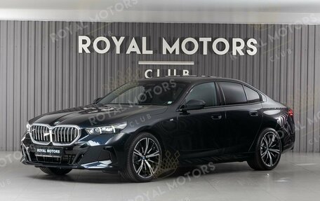 BMW 5 серия, 2024 год, 9 800 000 рублей, 1 фотография