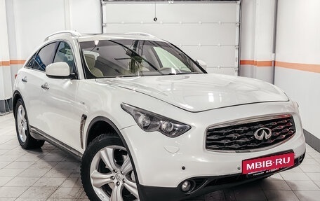 Infiniti FX II, 2011 год, 1 569 190 рублей, 7 фотография