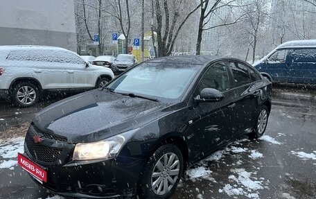 Chevrolet Cruze II, 2010 год, 795 000 рублей, 2 фотография