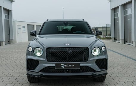 Bentley Bentayga I, 2024 год, 44 900 000 рублей, 3 фотография