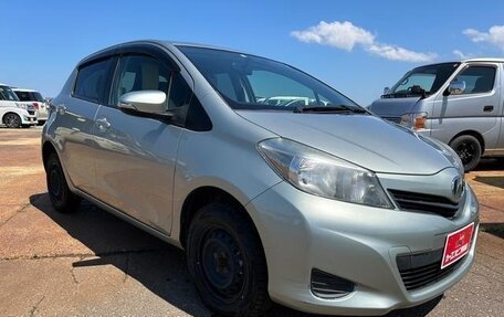 Toyota Vitz, 2011 год, 560 016 рублей, 3 фотография