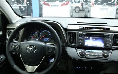 Toyota RAV4, 2014 год, 2 168 000 рублей, 18 фотография