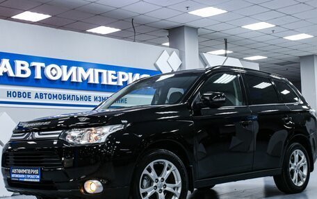 Mitsubishi Outlander III рестайлинг 3, 2013 год, 1 838 000 рублей, 2 фотография