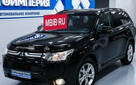 Mitsubishi Outlander III рестайлинг 3, 2013 год, 1 838 000 рублей, 5 фотография