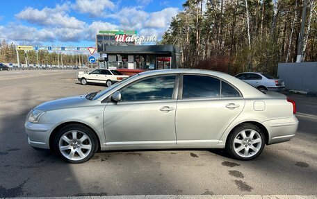 Toyota Avensis III рестайлинг, 2004 год, 745 000 рублей, 2 фотография