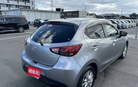 Mazda Demio III (DE), 2014 год, 880 000 рублей, 3 фотография