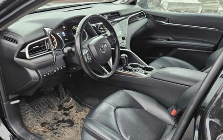 Toyota Camry, 2019 год, 2 670 000 рублей, 9 фотография