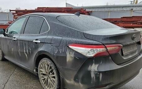 Toyota Camry, 2019 год, 2 670 000 рублей, 6 фотография