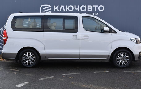 Hyundai H-1 II рестайлинг, 2021 год, 4 750 000 рублей, 5 фотография