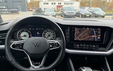 Volkswagen Touareg III, 2021 год, 6 900 000 рублей, 10 фотография