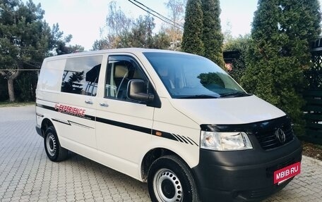 Volkswagen Transporter T5 рестайлинг, 2006 год, 1 700 000 рублей, 3 фотография