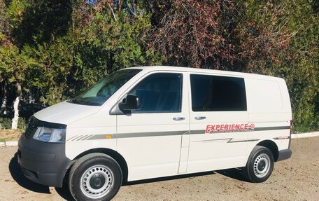 Volkswagen Transporter T5 рестайлинг, 2006 год, 1 700 000 рублей, 19 фотография