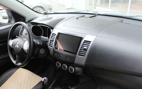 Mitsubishi Outlander III рестайлинг 3, 2008 год, 1 250 000 рублей, 12 фотография