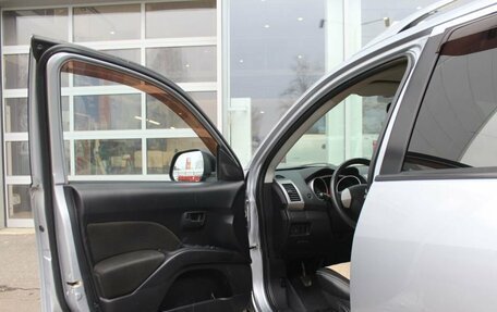 Mitsubishi Outlander III рестайлинг 3, 2008 год, 1 250 000 рублей, 23 фотография