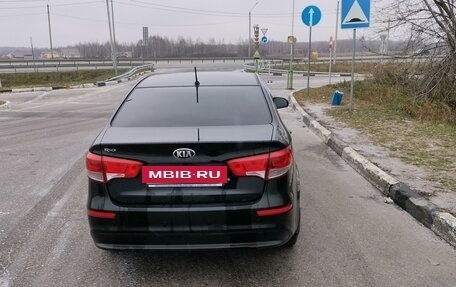 KIA Rio III рестайлинг, 2016 год, 950 000 рублей, 5 фотография