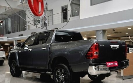 Toyota Hilux VIII, 2023 год, 7 850 000 рублей, 6 фотография