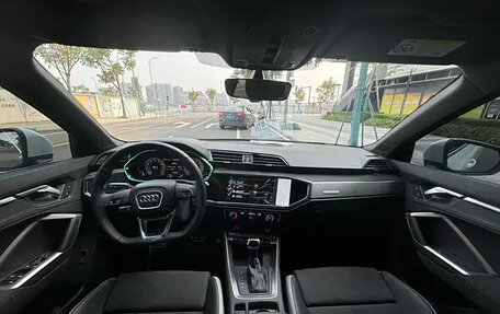 Audi Q3, 2021 год, 3 800 001 рублей, 8 фотография