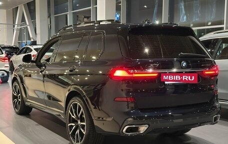 BMW X7, 2021 год, 9 900 000 рублей, 2 фотография