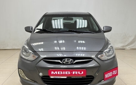 Hyundai Solaris II рестайлинг, 2013 год, 870 000 рублей, 2 фотография