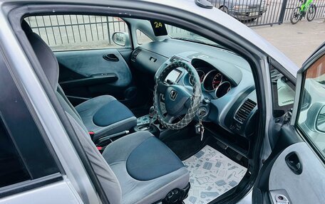 Honda Fit III, 2002 год, 819 000 рублей, 13 фотография