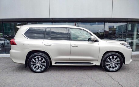 Lexus LX III, 2016 год, 6 850 000 рублей, 4 фотография