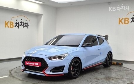 Hyundai Veloster II, 2021 год, 2 610 000 рублей, 2 фотография