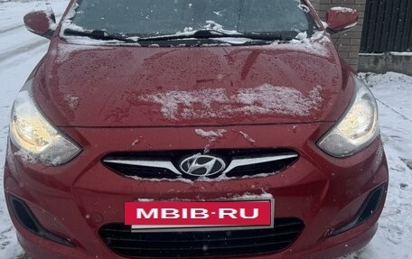 Hyundai Solaris II рестайлинг, 2011 год, 760 000 рублей, 2 фотография