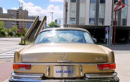 Mercedes-Benz W111, 1970 год, 12 550 000 рублей, 5 фотография