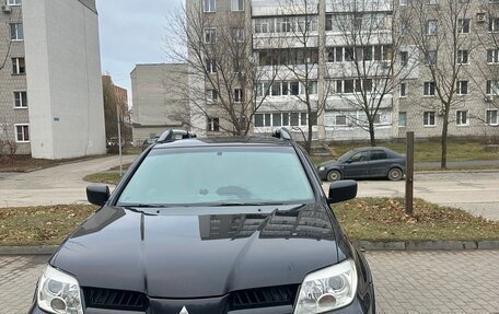 Mitsubishi Outlander III рестайлинг 3, 2007 год, 750 000 рублей, 1 фотография