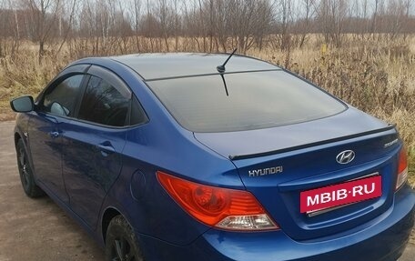 Hyundai Solaris II рестайлинг, 2013 год, 855 000 рублей, 4 фотография