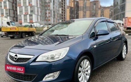 Opel Astra J, 2012 год, 620 000 рублей, 2 фотография