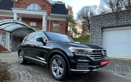 Volkswagen Touareg III, 2018 год, 5 490 000 рублей, 1 фотография